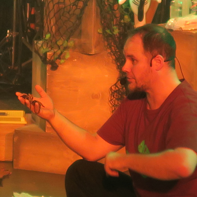 The Creepy Crawly Show